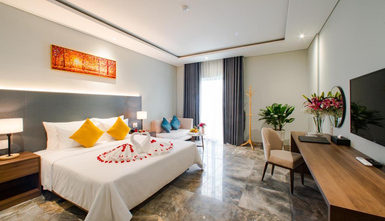 Phu Thang Grand Hotel Duc Hoa Buitenkant foto